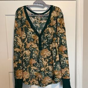 Pilcro Green Relaxed Blouse with Long Cuffed Sleeves and Crew Neck